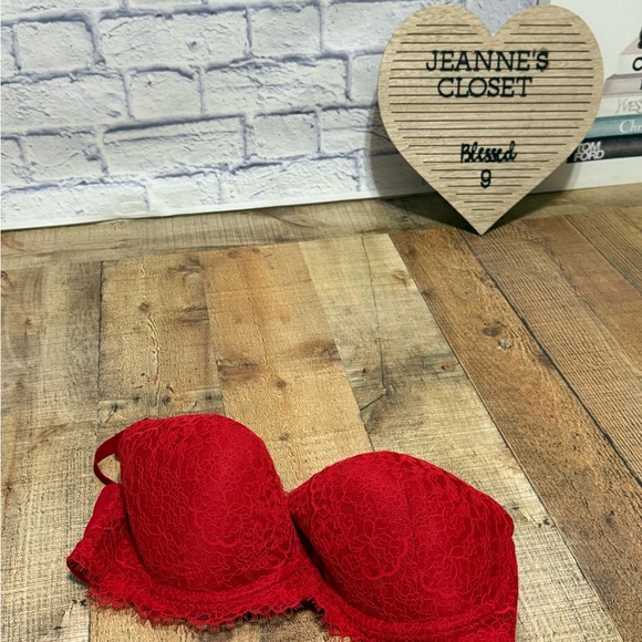 Victoria’s Secret Red Lace Dream Angels Lined Demi Bra size 40DD - Picture 6 of 11